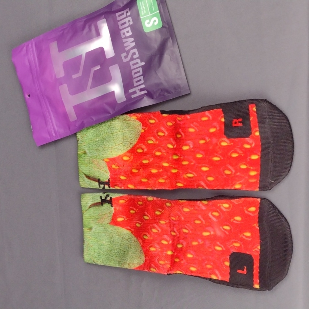 HoopSwag custom Strawberry Socks Size small - Never Worn - Red and Green